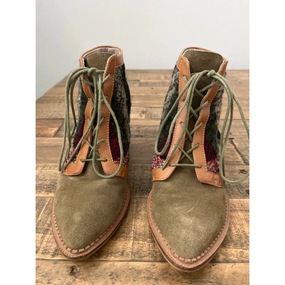 Pilcro‎ and the Letterpress Suede Wool Plaid Lace Up Ankle Boots Olive Green 8